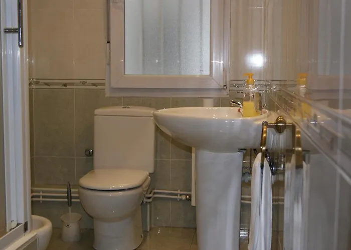 威斯塔格瑞膳食公寓 招待所 *